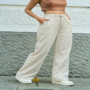 JEANS O PANTALON EN LINO