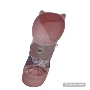 comderon+bebedero para mascotas