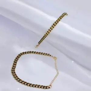 MANILLA TRENZA NEGRA