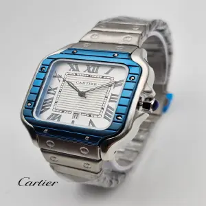RELOJ CARTIER PLATEADO + FONDO AZUL: Elegancia Intemporal - RELOJ CARTIER PLATEADO + FONDO AZUL