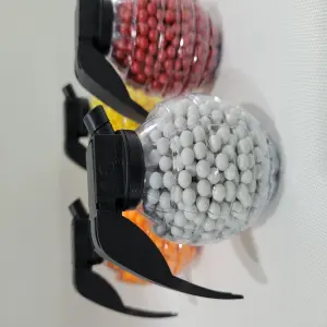 1000 BALINES PLASTICO CON ESTUCHE