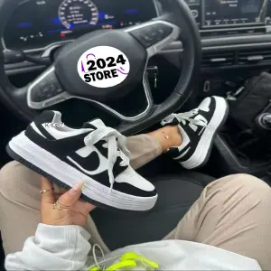 Nike para Dama Blanco Negro Kl