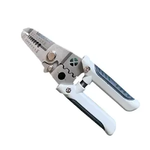 Pinza Pelacable Multiproposito D: La Herramienta Esencial para Electricistas - PINZA PELACABLE MULTIPROPOSITO D