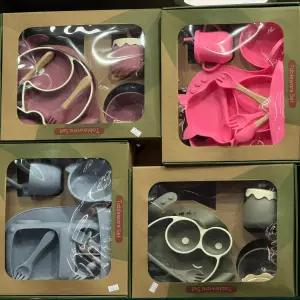 Set de Utensilios para Bebé en Silicona: ¡Comidas Divertidas y Seguras! - Set de utensilios para bebé en silicona