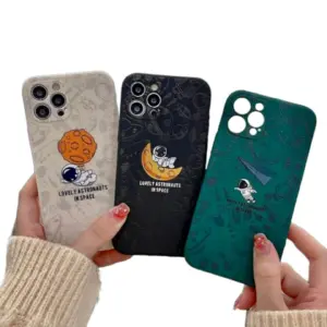 CASE ASTRONAUTA LOVELY: ¡Protección Galáctica con Estilo! - CASE ASTRONAUTA LOVELY