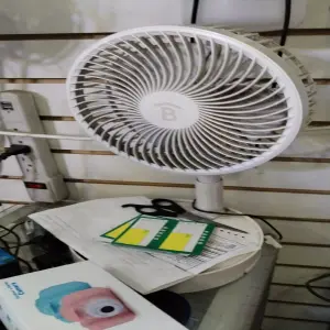 VENTILADOR PLEGABLE: Tu Brisa Portátil Donde Quiera Que Vayas - VENTILADOR PLEGABLE