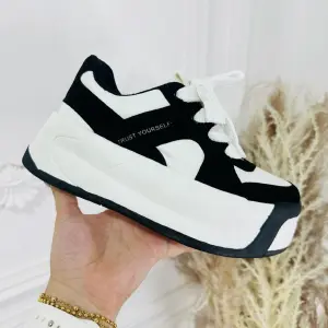 TRENDY: Estilo y Comodidad sin Límites - TRENDY