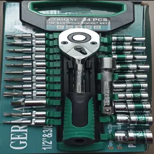 Juego de Rache Verde de 24 Piezas: Tu Kit Esencial para Cualquier Tarea - Juego de rache verde de 24 piezas