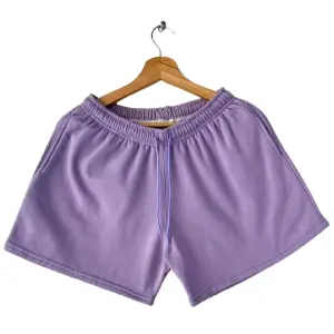 SHORT DAMA LILA L: Elegancia y Estilo Inigualable - SHORT DAMA LILA L
