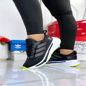 ADIDAS 3D: Revoluciona tu Estilo - ADIDAS 3D