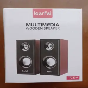 Parlantes PC Leerfei D-092: Elegancia y Sonido con Estilo Madera - Parlantes PC Leerfei D-092 Estilo Madera