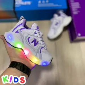 Zapatillas New Balance LED para Niños: ¡Ilumina su Camino! - New balance Kids Led
