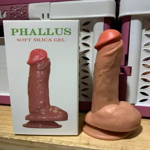 Phallus M: Potencia y Placer Redefinidos - Phallus M