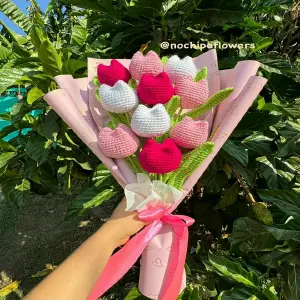 Ramo Encantador de 10 Tulipanes Tejidos a Crochet - Ramo de 10 tulipanes tejido a crochet