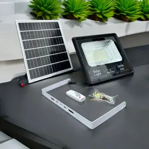 Foco Reflector Panel Solar 500W: Iluminación Potente y Sostenible - Foco Reflector Panel Solar 500w