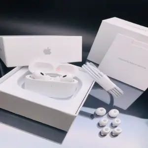 AirPods Pro (1ª Generación): Sonido Inmersivo, Conexión Sin Igual - AIRPODS PRO (1° Generacion)