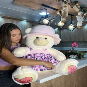 Peluche de Osa Pava con Vestido: ¡1 Metro de Acompañamiento Acogedor! - Peluche de osa pava con vestido 1m