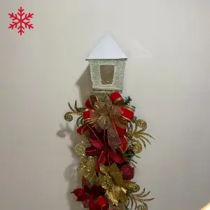 Faro Navideño de Piso 1.2m: Ilumina Tu Hogar con Magia Festiva - Faro Navideño Piso 1.2mt
