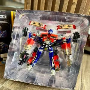 ¡Descubre el Juguete Transformer Carro Grande! - JUGUETE TRANSFORMER CARRO GRANDE