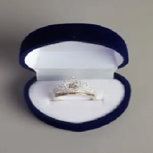 Anillo de Quinceañera: Elegancia en Plata y Oro - Anillo para quinceañera en plata y oro