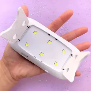 Mini Lámpara LED para Uñas: ¡Manicura Profesional en Casa! - Mini lampara de uñas