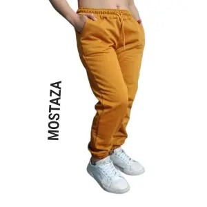 JOGGER DAMA MOSTAZA: Comodidad y Estilo en Cada Paso - JOGGER DAMA MOSTAZA