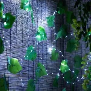 Ilumina Tu Navidad con Nuestras Luces Solares de Exterior - LUCES EXTERIOR NAVIDAD CON PANEL SOLAR