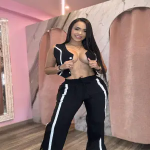 Conjunto Sasaima DIL: Elegancia y Comodidad para tu Hogar - Conjunto Sasaima DIL