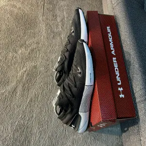 Under Armour Phantom 3: Revolución en tu Rendimiento - Under Armour Phantom 3