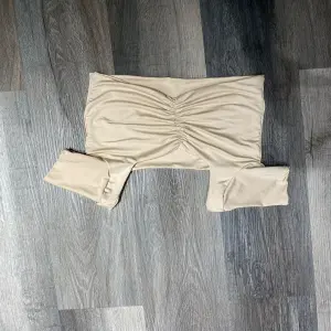 CROP TOP MARTINA: Elegancia y comodidad en una sola prenda - CROP TOP MARTINA