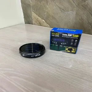 MINI LÁMPARA PARA JARDÍN SOLAR: Ilumina tus noches con estilo - MINI LAMPARA PARA JARDIN SOLAR