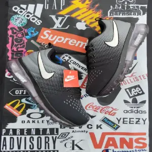 AIR MAX MOTION