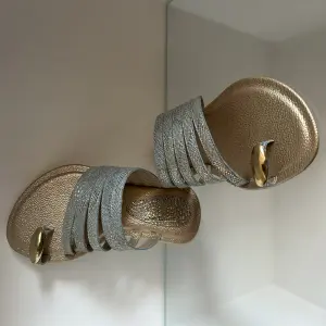 Sandalias Azules para Bebés: Comodidad y Estilo en Cada Paso - Sandalias azul baby