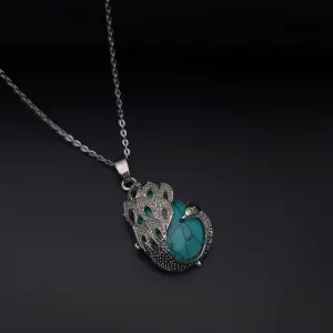 Collar "Pavo Real" de Cuarzo Turquesa: Elegancia y Protección - Collar Pavo Real Cuarzo Turquesa