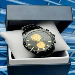 RELOJ EDIFICE CASIO R2: Precisión y Estilo para el Hombre Moderno - RELOJ  EDIFICE CASIO R2