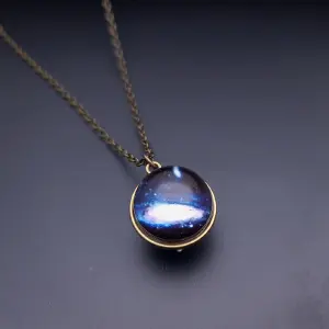 Collar Planeta Luminoso: Ilumina tu Estilo - Collar Planeta Luminoso