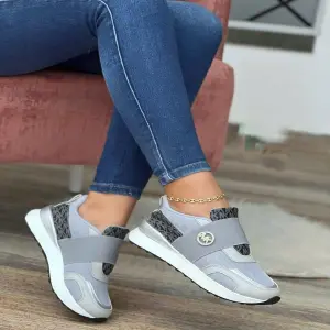 Tenis Mk De Dama: Elegancia y Comodidad en Cada Paso - Tenis Mk De Dama
