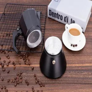 Cafetera de Aluminio Negra: 9 Tazas de Perfección - Cafetera Aluminio Negra 9 Tazas