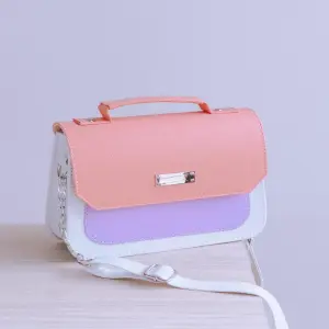 BOLSO BAÚL REF MARQUEZ: Elegancia y Funcionalidad para tu Estilo - BOLSO BAÚL REF MARQUEZ