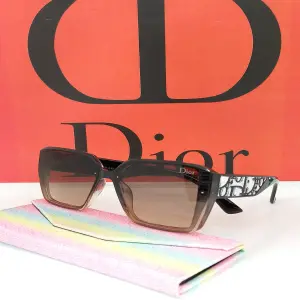Elegancia Atemporal: Gafas de Mujer Dior R2 - Gafas De Mujer Dior R2