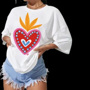 Camiseta Corazón: Estilo y Comodidad que Enamoran - Camiseta Corazón