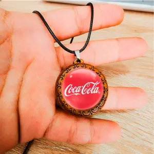 Collar Coca-Cola Unisex con Estuche Exclusivo - Collar Coca Cola Cocacola Unisex + Estuc