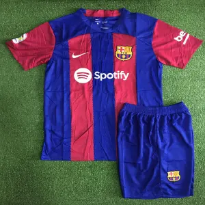 Uniforme FC Barcelona: Edición para Adultos - UNIFORME BARCELONA ADULTO