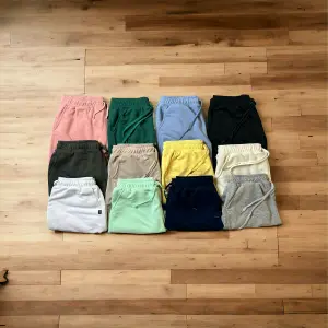 PANTALONETA: Elegancia y Comodidad en Cada Paso - PANTALONETA