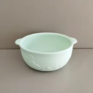 CUENCO EN SILICONA GALLINITA: ¡El plato perfecto para tu pequeño! - CUENCO EN SILICONA GALLINITA