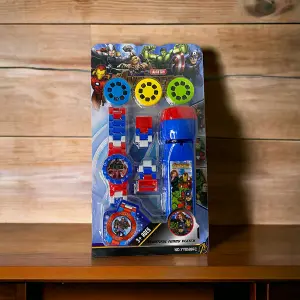RELOJ CON LINTERNA: Ilumina tu camino - RELOJ CON LINTERNA
