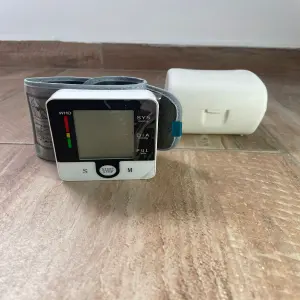 TENSIOMETRO W132: Tu Compañero para la Salud Cardiovascular - TENSIOMETRO W132