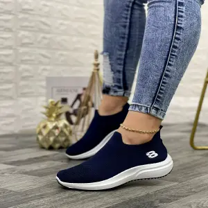 Ref A07: Elegancia y Estilo en Negro, Blanco y Azul - Ref A07 negroxblanco,negro,azul