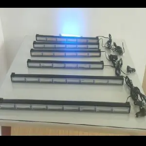 BALIZA O BARRA SECUENCIAL DE 6 MÓDULOS: ILUMINACIÓN DE SEGURIDAD AVANZADA - BALIZA Ó BARRA SECUENCIAL 6 MODULOS