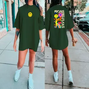 Camisetas Gráficas Oversize: Estilo y Comodidad - Camisetas grficas oversize - 731772